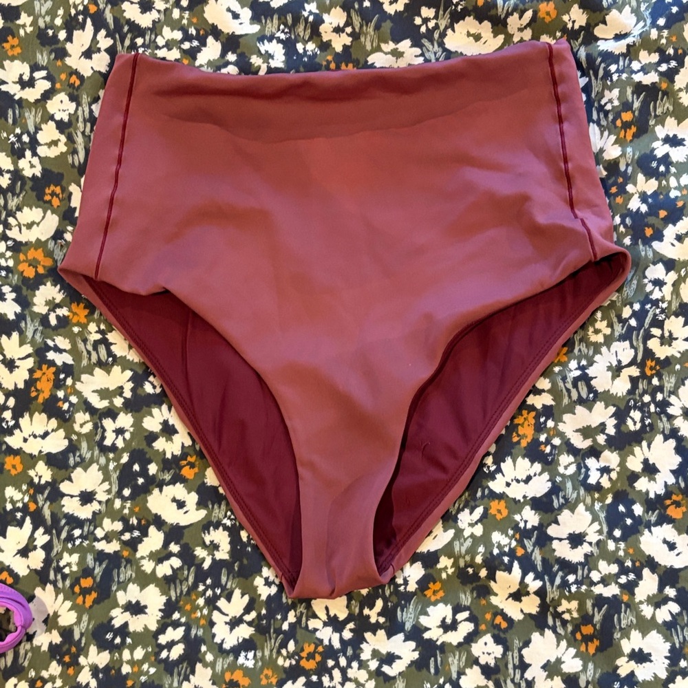 Left On Friday High-Waisted Bikini Bottom in Burgundy